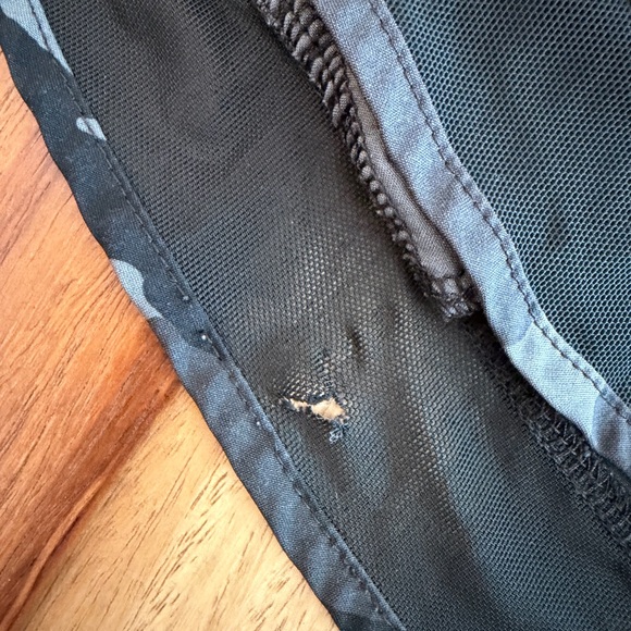 Athleta Women's Camo Shorts - size L *small tear in mesh* - Picture 4 of 4